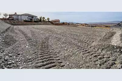 1238 S Indian Knolls Dr E #10, Washington, UT 84780 - Photo 2