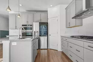 6073 W Esker Terrace Ln, West Jordan, UT 84081 - Photo 4