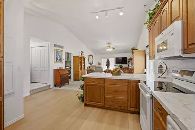 53 N 370 E, American Fork, UT 84003 - Photo 12