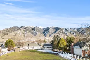 275 N Mountain Ln W, Providence, UT 84332 - Photo 20