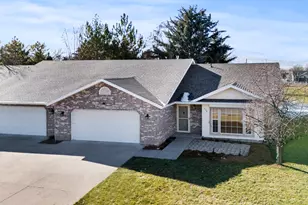 275 N Mountain Ln W, Providence, UT 84332 - Photo 2