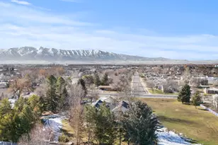 275 N Mountain Ln W, Providence, UT 84332 - Photo 22