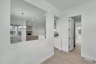 12297 S Lupine Meadow Cv, Herriman, UT 84096 - Photo 4