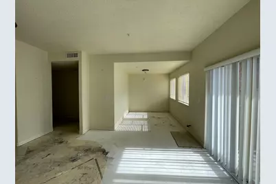 11085 S Grape Arbor Pl E #102, Sandy, UT 84070 - Photo 4