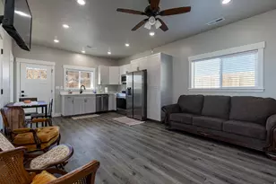 1558 S East Creekside Dr E, Kanab, UT 84741 - Photo 26