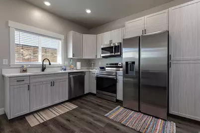 1558 S East Creekside Dr E, Kanab, UT 84741 - Photo 24