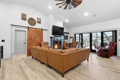 175 N 100 W, Providence, UT 84332 - Photo 6