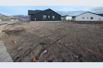 740 W 650 N, Smithfield, UT 84335 - Photo 18