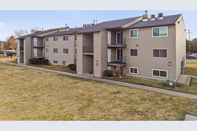 6129 S 1300 St E #T, Murray, UT 84121 - Photo 2