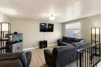 952 W 330 S, Logan, UT 84321 - Photo 2