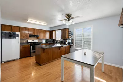 952 W 330 S, Logan, UT 84321 - Photo 8