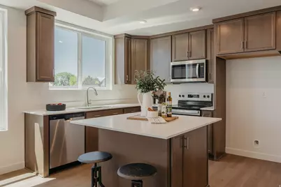 247 E 1850 N #2, North Ogden, UT 84414 - Photo 6