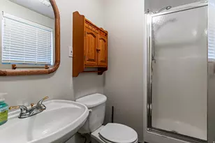 2547 E Falcon Wy, Sandy, UT 84093 - Photo 28