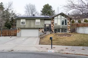 2547 E Falcon Wy, Sandy, UT 84093 - Photo 4