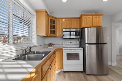 830 N 750 W, Provo, UT 84604 - Photo 12