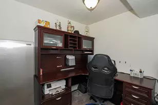 6907 S Zandi Dr, Midvale, UT 84047 - Photo 32