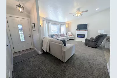 117 N 500 E, Richmond, UT 84333 - Photo 4