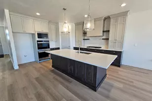 696 S 3500 W, West Weber, UT 84401 - Photo 14