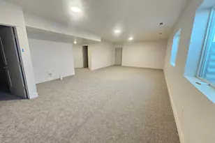 696 S 3500 W, West Weber, UT 84401 - Photo 20