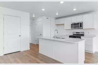 240 E Glencoe Dr #1065, Lehi, UT 84048 - Photo 4