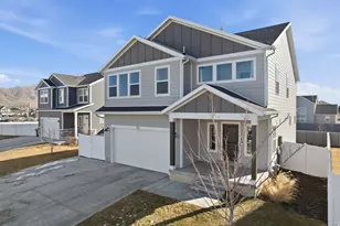 732 E Stonebriar Dr N, Eagle Mountain, UT 84005 - Photo 4