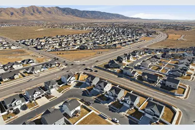 732 E Stonebriar Dr N, Eagle Mountain, UT 84005 - Photo 46