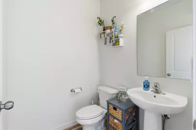 732 E Stonebriar Dr N, Eagle Mountain, UT 84005 - Photo 10