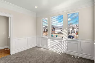 706 S 600 E, Layton, UT 84041 - Photo 4