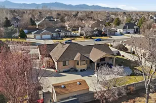 10071 S Bingham Miner Ct, South Jordan, UT 84095 - Photo 34