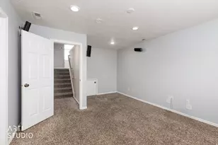 5412 S 3925 W, Roy, UT 84067 - Photo 20