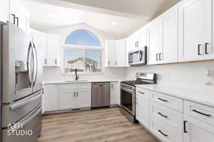 5412 S 3925 W, Roy, UT 84067 - Photo 10