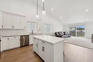 1736 W Drake Ln, West Jordan, UT 84084 - Photo 10