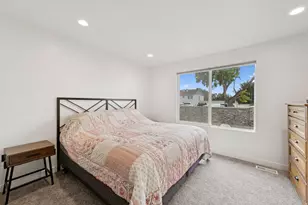 1736 W Drake Ln, West Jordan, UT 84084 - Photo 14