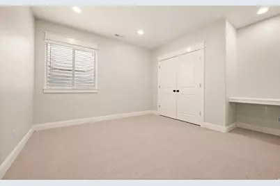 2439 E Woodwillow Cir, Salt Lake City, UT 84109 - Photo 34