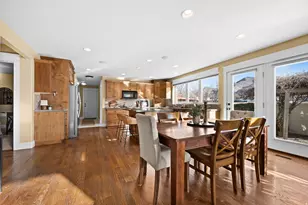2439 E Woodwillow Circle, Salt Lake City, UT 84109 - Photo 12