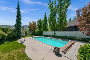 2439 E Woodwillow Circle, Salt Lake City, UT 84109 - Photo 42