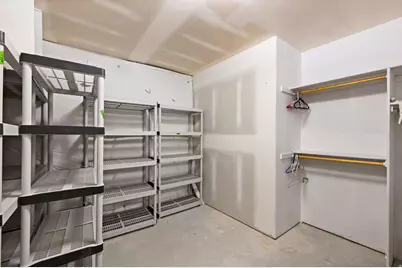 2439 E Woodwillow Cir, Salt Lake City, UT 84109 - Photo 36