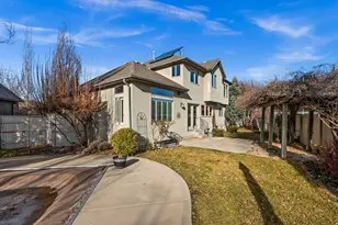 2439 E Woodwillow Circle, Salt Lake City, UT 84109 - Photo 52