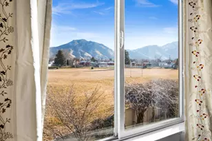 2439 E Woodwillow Circle, Salt Lake City, UT 84109 - Photo 24