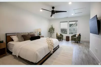 10857 S Lake Ave W #260, South Jordan, UT 84009 - Photo 14