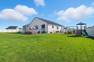 590 S 400 E, Hyrum, UT 84319 - Photo 42