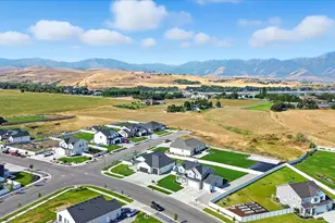 590 S 400 E, Hyrum, UT 84319 - Photo 48