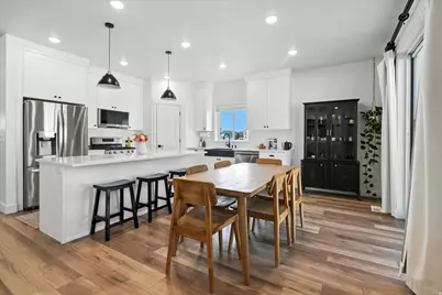 590 S 400 E, Hyrum, UT 84319 - Photo 4