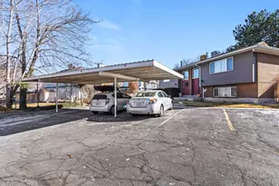 2615 E Canterbury Ln S, Cottonwood Heights, UT 84121 - Photo 20