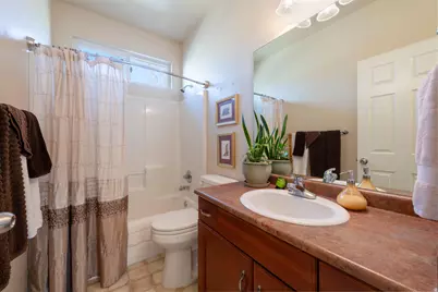 4681 W Pale Moon Ln, South Jordan, UT 84009 - Photo 18