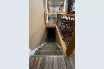 5468 S 2300 W, Roy, UT 84067 - Photo 10