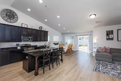 953 N Cambria Dr W, North Salt Lake, UT 84054 - Photo 4