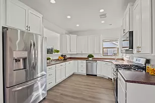 4172 W Lake Bridge Dr S, South Jordan, UT 84009 - Photo 16