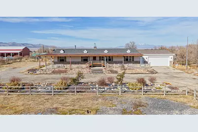 718 S State St, Genola, UT 84655 - Photo 1