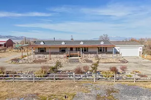 718 S State St, Genola, UT 84655 - Photo 1